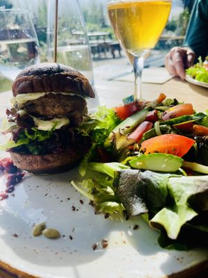 Portabella burger and alcohol-free Gull.  at Farmer's Bistro in Fludir