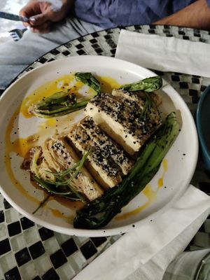 Tofu with pak choï, thin rice noodles at Violeta in Santiago