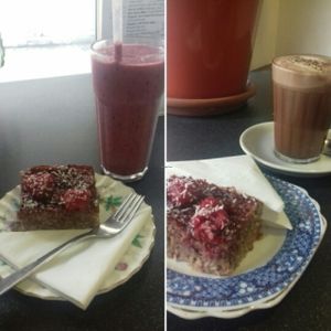 cake, coffee and smoothie at Nourish in Inverness