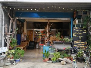 Exterior of the restaurant at Wu Lou Pie Pie 巫露派派 in Chishang