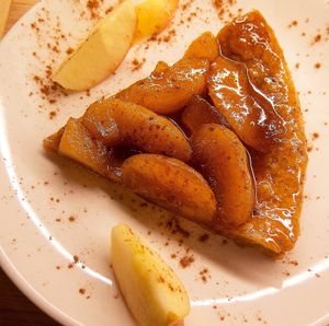 Vegan Tarte tatin (apple pie) at Wu Lou Pie Pie 巫露派派 in Chishang
