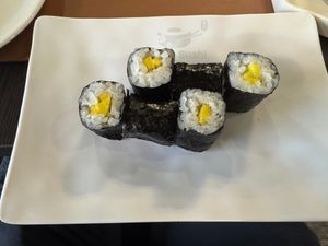 Mango maki at Lucky Sushi in Civitavecchia