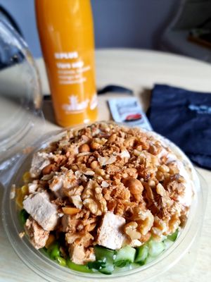 Small sized bowl take away at Hawaiian Poke Bowl in Leuven