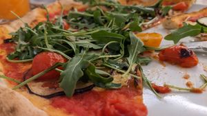 Pizza vegan at Fiori di Zucca in Alcobaca