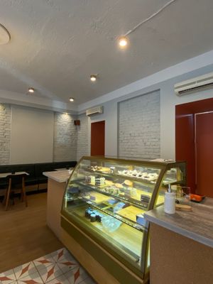 Left showcase at Rabbit Run - Maybe closed in St Petersburg