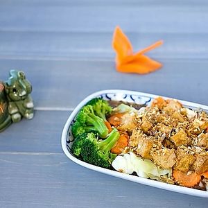 Pad Gratiem Prikthai (Garlic & Black Pepper)-- (from Thai Am website) at Thai-Am in St Petersburg