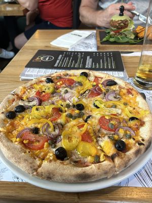 Vegan Vegetable Pizza  at Bistorante 654 in Szklarska Poreba