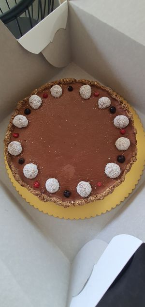 Raw choklad cake with blueberry at Bonjour in Tivat