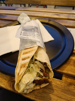 Falafel wrap, 6 euros (7,5 with hummus) at Maha in Brussels