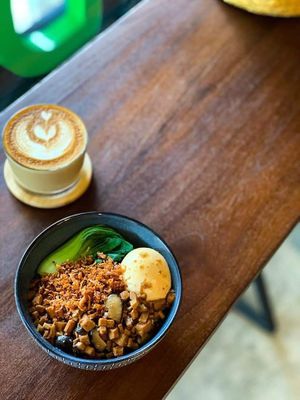 Photo by LIFE Cafe's Facebook Page  📸 at Life 一 間店 in Ulu Tiram