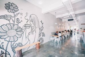 LIFE 一。間店 at Life 一 間店 in Ulu Tiram