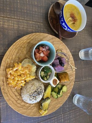 Menu dejeuner avec soupe incluse  at Cafe Indigo in Kagoshima