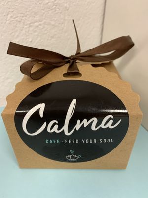  Cinnamon bun para llevar at Calma Cafe in Gran Canaria