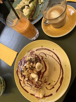   at Seven Sundays in Dusseldorf