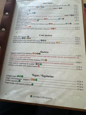Vegan menu at the bottom at La Divina Comedia in Valencia
