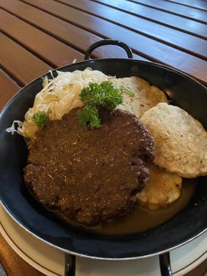 Jackfruit “roast pork” with potato patty and sauerkraut   at Bierosophie in Vienna