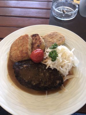 Veganer schweinsbraten   at Bierosophie in Vienna