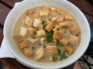 Spargelcremesuppe  at Bierosophie in Vienna