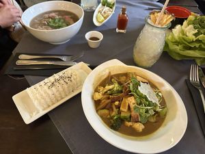 Tofu curry with veggies. Yummy   at Le Bistrot Viet in Santiago