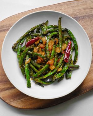Szechuan Green Beans 🌶

Spicy green beans cooked in a tasty vegan sauce at Tso Chinese Takeout & Delivery - Cherrywood in Austin