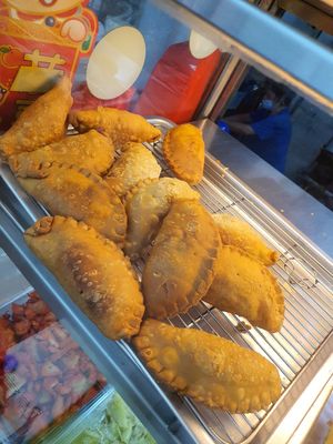 Curry puff at Ming Xiang 茗香 in West Singapore