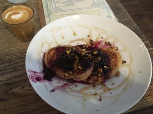 Pancakes and oat milk cortado   at Maelstrøm in Quebec