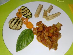 seitan stew and tofu at Mondo Bio Cafe and Shop in Sorrento