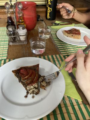 quiche de lentejas con queso de cabra  at La Garza in La Palma
