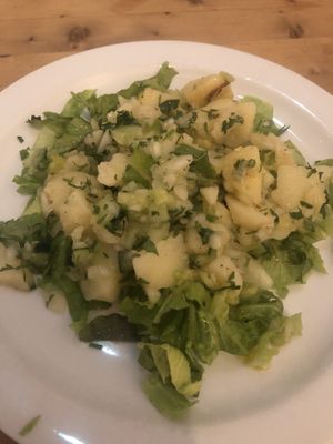 Ensalada de patata at Birosta in Zaragoza