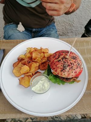Azuki beans burger at Raiz in Aveiro