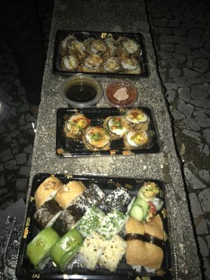 🤤👍🏼 at Sushi em Tua Casa in Braga