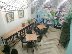 basement seating at Pure Plants Vegan 原植蔬食 in Taipei