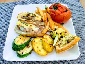 沙拉吧餐點 at Pure Plants Vegan 原植蔬食 in Taipei