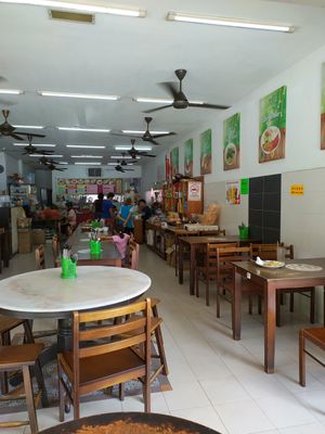 Interior is basic but clean at Hui Yuan in Malacca