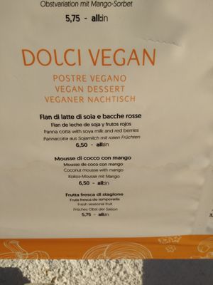 vegan deserts at La Terraza in Mallorca