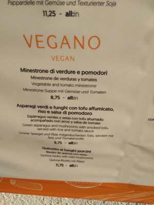 vegan main dishes at La Terraza in Mallorca