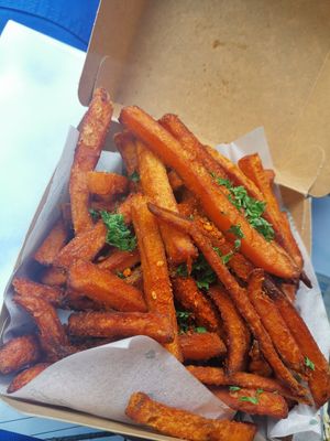 Zoete aardappel frietjes €9,00 at HUMM Restaurant in Antwerpen