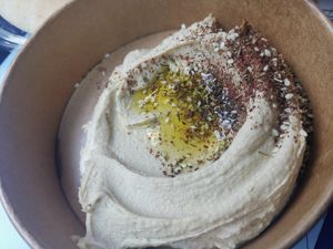 Hummus met za'atar €7,00 at HUMM Restaurant in Antwerpen