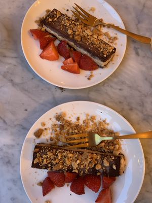 This chocolate ice cake was epic at HUMM Restaurant in Antwerpen