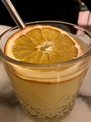 Apple, pineapple and ginger juice at HUMM Restaurant in Antwerpen