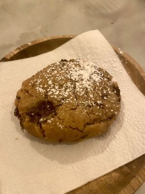 Chocolate chip cookie at HUMM Restaurant in Antwerpen