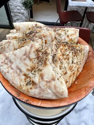 Fresh pita bread  at HUMM Restaurant in Antwerpen