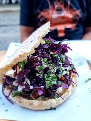 Pita at HUMM Restaurant in Antwerpen