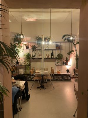 The inside  at HUMM Restaurant in Antwerpen