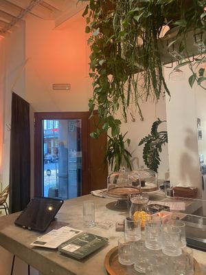   at HUMM Restaurant in Antwerpen