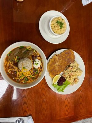 Chilli, potato pancake, mac and cheese at Manna Kitchen in Lisle