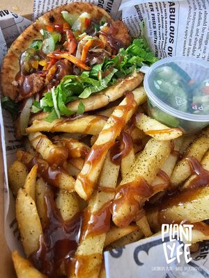 Gyro Pack with seasoned chips and mini salad at Plant Lyfe in Saint Peter