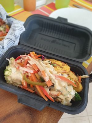 Poke bowl at Plant Lyfe in Saint Peter