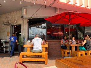 Good outdoor seating 😃 at Super Rico in Orlando