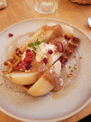 Waffal ( brunch) at the friendly kitchen in Paris